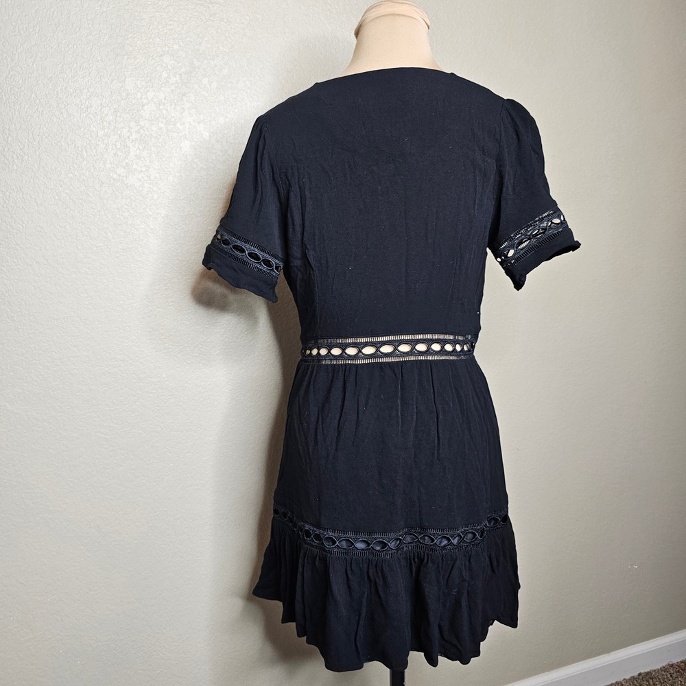 Stone Cold Fox Verona Lace Cutout Deep V Mini Dress Black Rayon Size 3 = medium - Picture 5 of 10